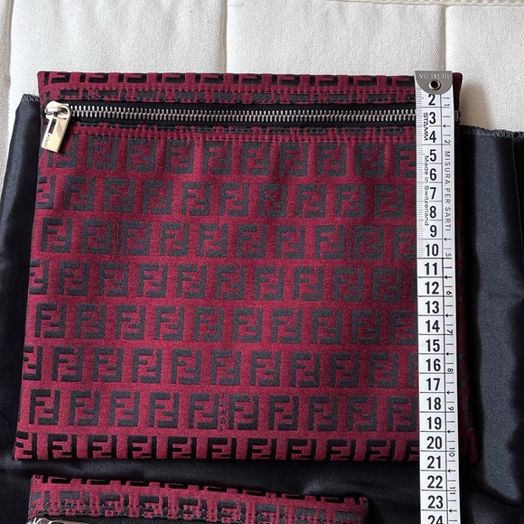 New 2 FENDI Zucca Zucchino Pouch Red Canvas Vintage - Picture 4 of 7